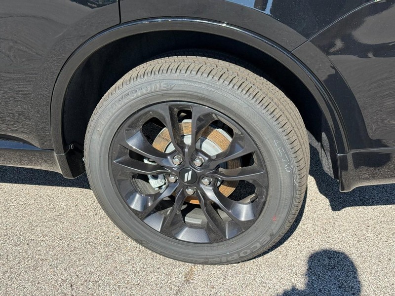 Dodge Durango Vehicle Full-screen Gallery Image 4