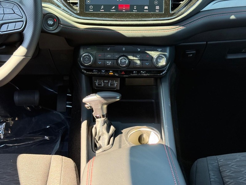 Dodge Durango Vehicle Full-screen Gallery Image 10