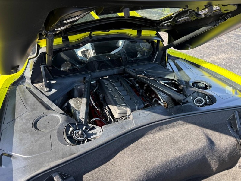 Chevrolet Corvette Vehicle Image 07