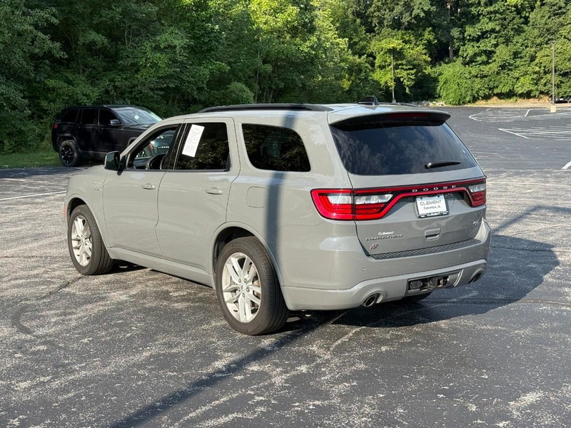 Dodge Durango Vehicle Full-screen Gallery Image 3