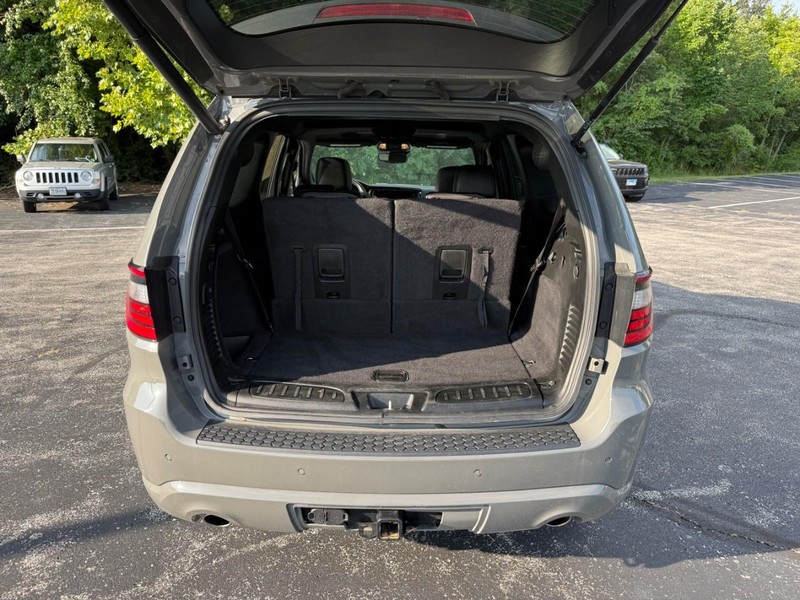 Dodge Durango Vehicle Full-screen Gallery Image 4