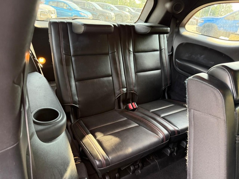 Dodge Durango Vehicle Full-screen Gallery Image 10