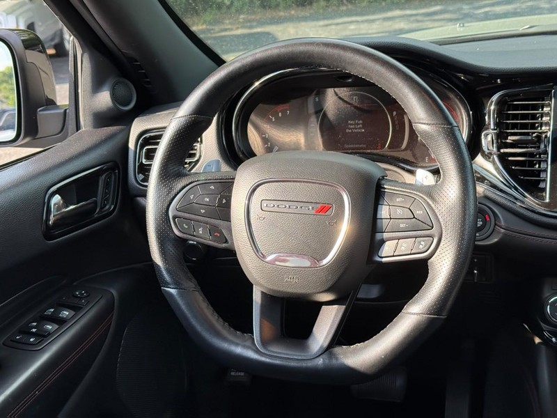 Dodge Durango Vehicle Full-screen Gallery Image 12