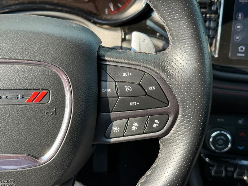 Dodge Durango Vehicle Full-screen Gallery Image 19