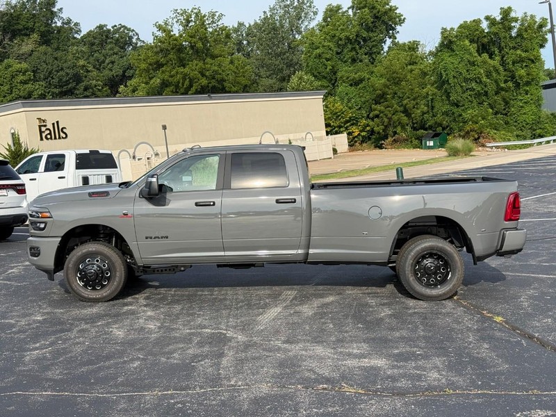 Ram 3500 Vehicle Image 03