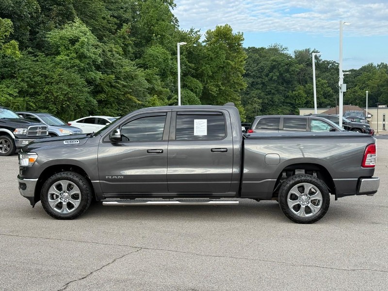 Ram 1500 Vehicle Full-screen Gallery Image 2