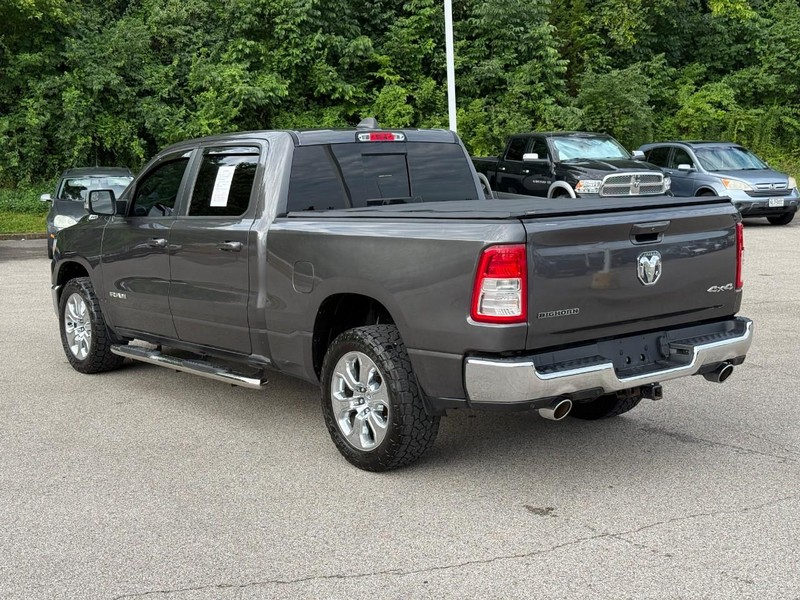 Ram 1500 Vehicle Full-screen Gallery Image 3