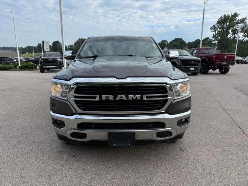 Ram 1500 Vehicle Full-screen Gallery Image 9