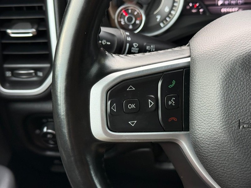 Ram 1500 Vehicle Full-screen Gallery Image 19