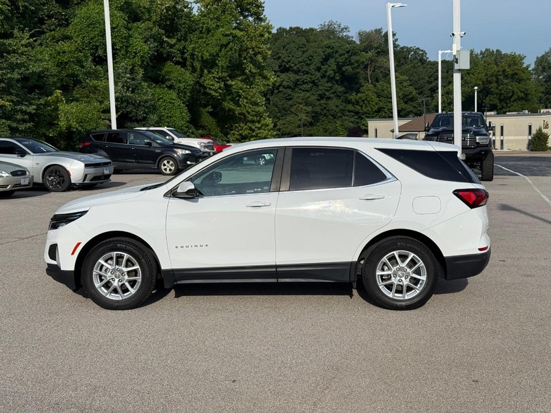 Chevrolet Equinox Vehicle Image 03