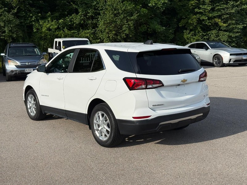 Chevrolet Equinox Vehicle Image 04