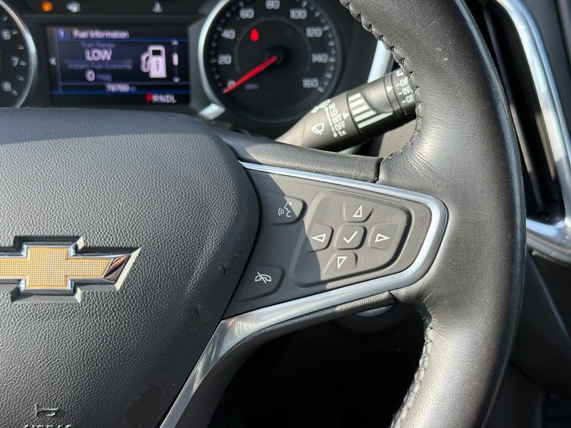 Chevrolet Equinox Vehicle Image 23
