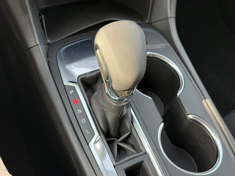 Chevrolet Equinox Vehicle Image 26