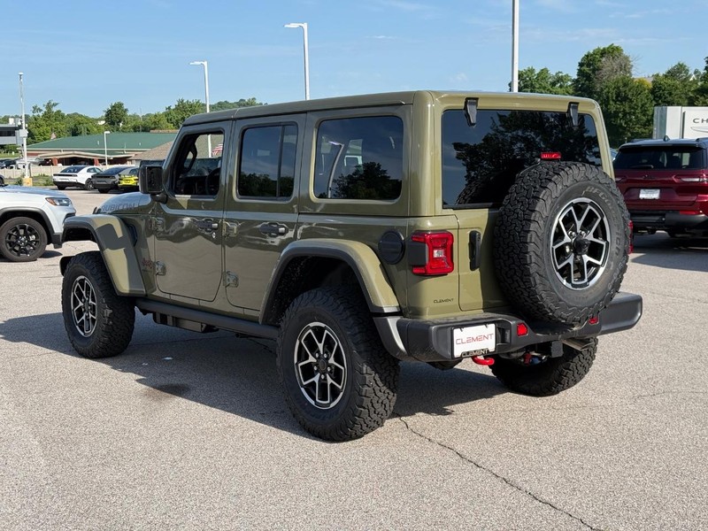Jeep Wrangler Vehicle Full-screen Gallery Image 3