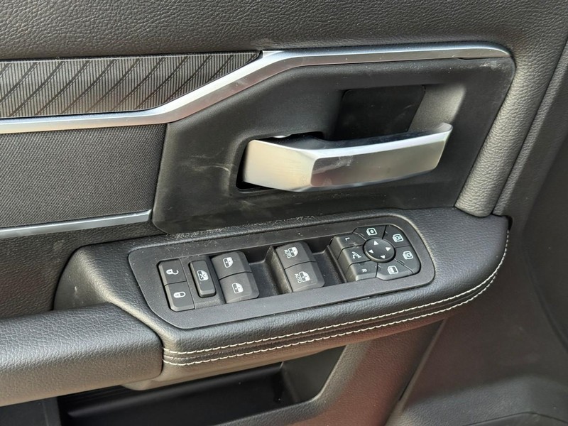 Ram 3500 Vehicle Image 13
