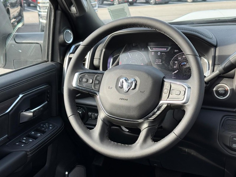 Ram 2500 Vehicle Image 11