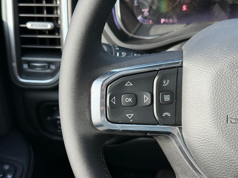 Ram 2500 Vehicle Image 18