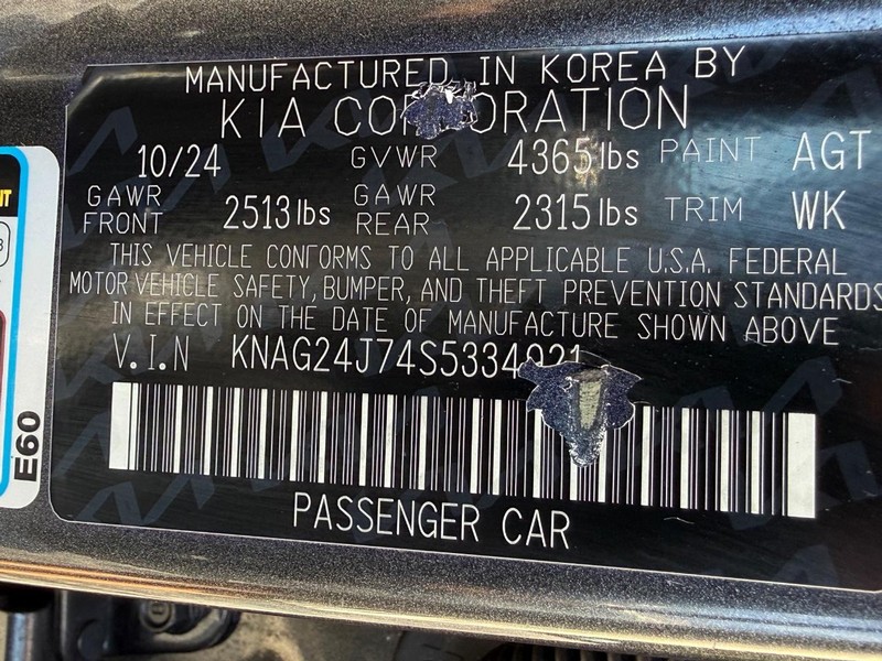 Kia K5 Vehicle Image 25