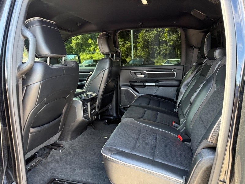 Ram 1500 Vehicle Image 15