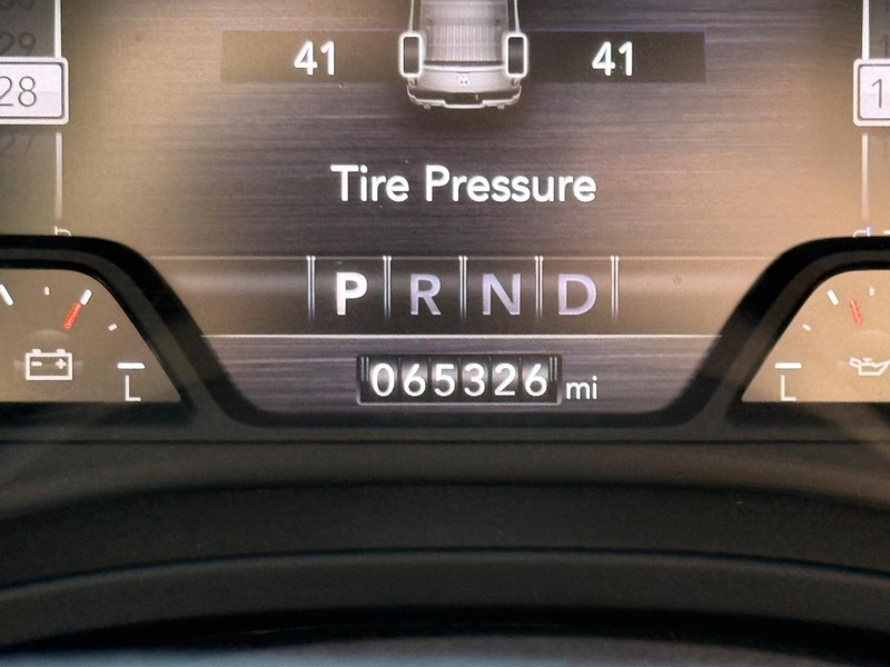 Ram 1500 Vehicle Image 26