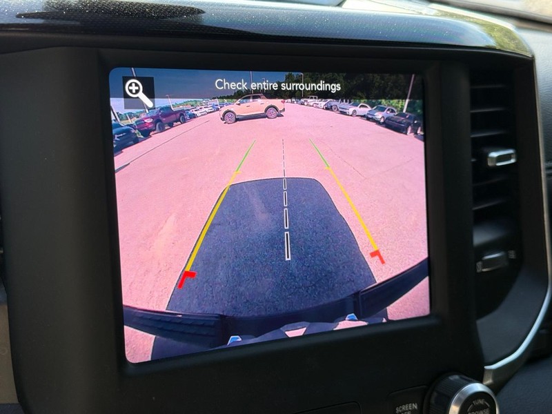 Ram 1500 Vehicle Image 27