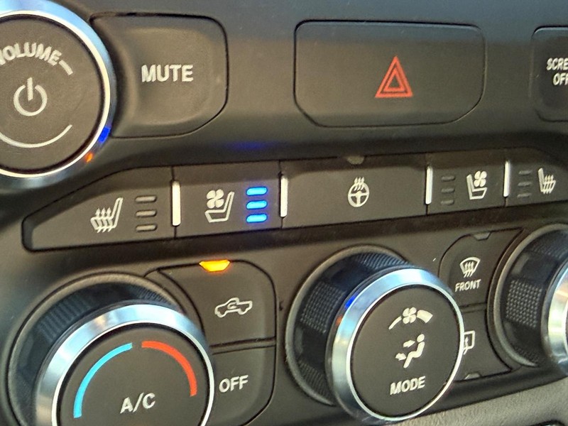 Ram 1500 Vehicle Image 28