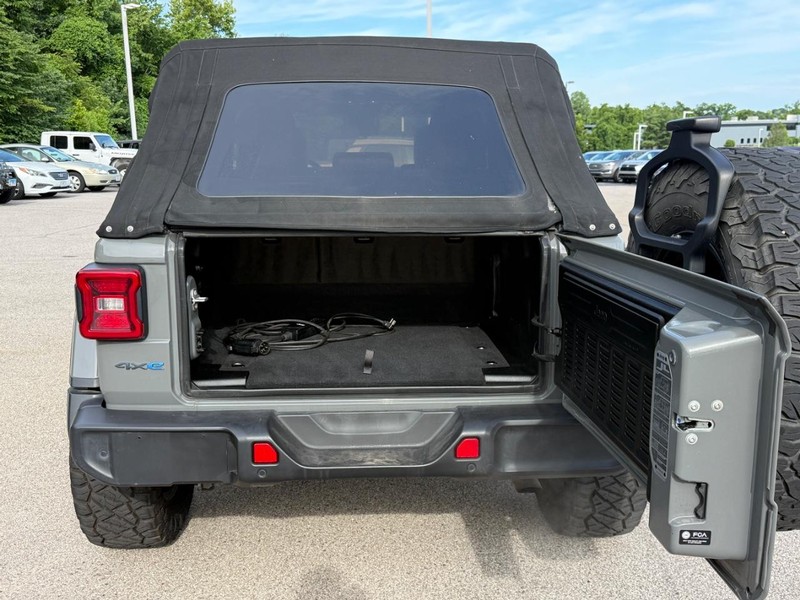 Jeep Wrangler 4xe Vehicle Image 05