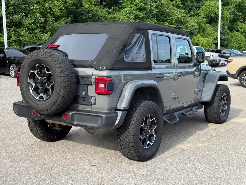 Jeep Wrangler 4xe Vehicle Image 09