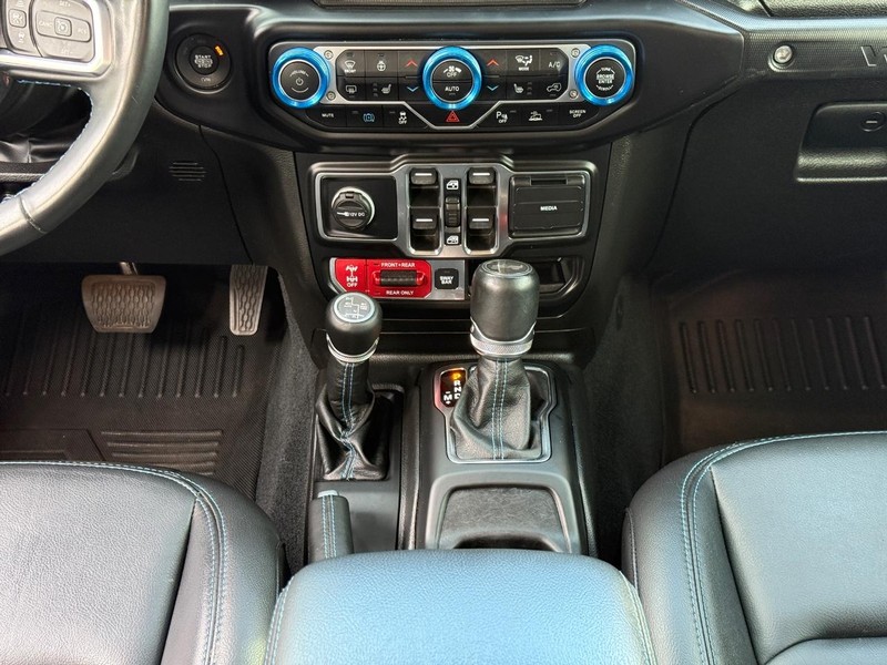 Jeep Wrangler 4xe Vehicle Image 20