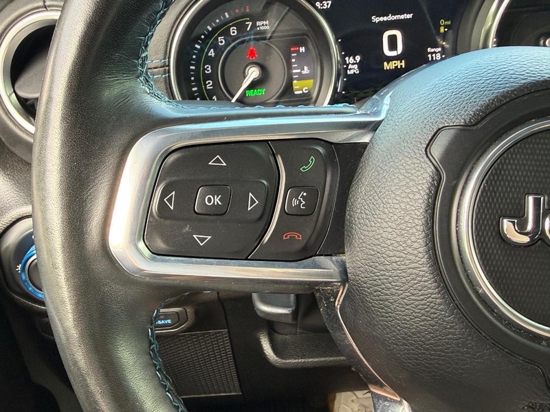 Jeep Wrangler 4xe Vehicle Image 25