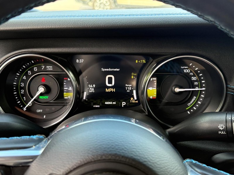 Jeep Wrangler 4xe Vehicle Image 27