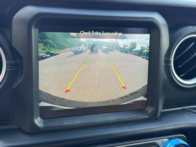 Jeep Wrangler 4xe Vehicle Image 29
