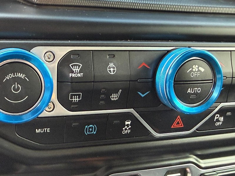 Jeep Wrangler 4xe Vehicle Image 30