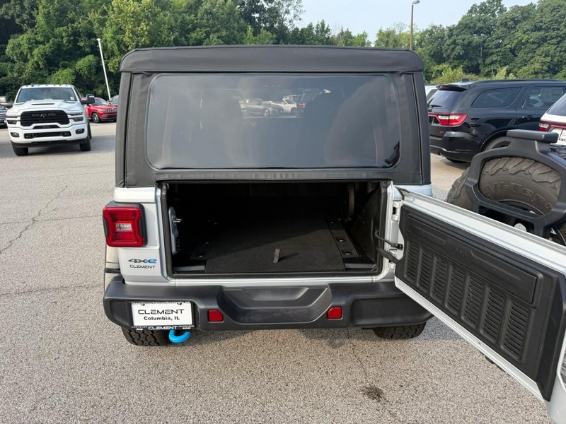Jeep Wrangler 4xe Vehicle Full-screen Gallery Image 5