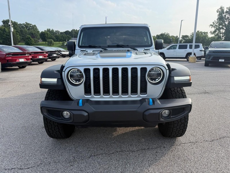 Jeep Wrangler 4xe Vehicle Full-screen Gallery Image 7