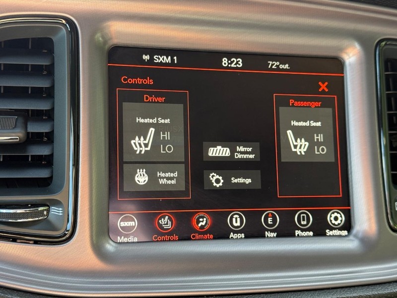 Dodge Challenger Vehicle Image 23