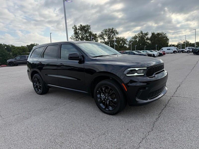 Dodge Durango Vehicle Image 12