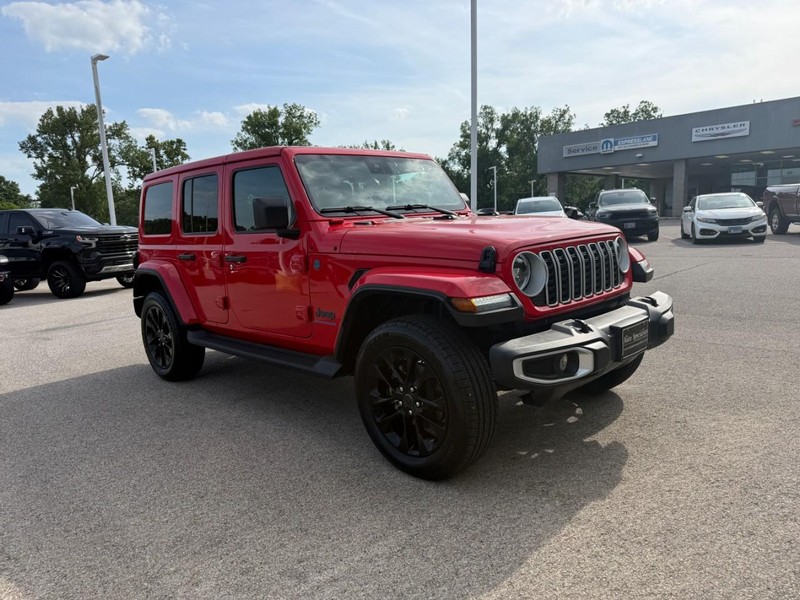Jeep Wrangler 4xe Vehicle Full-screen Gallery Image 8
