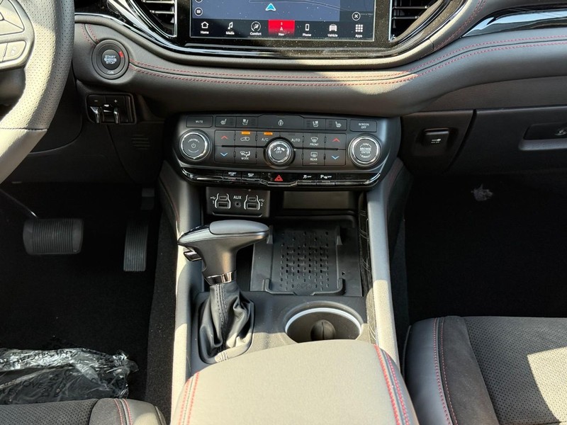 Dodge Durango Vehicle Full-screen Gallery Image 10