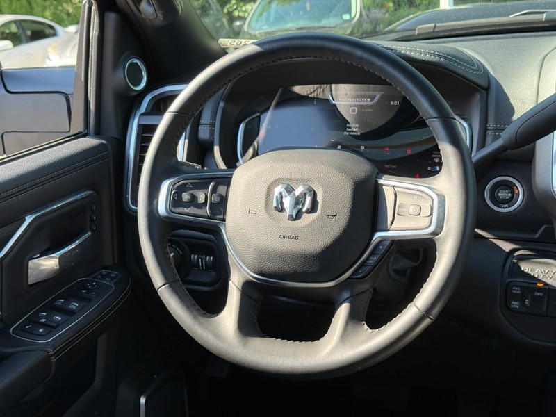 Ram 2500 Vehicle Image 16
