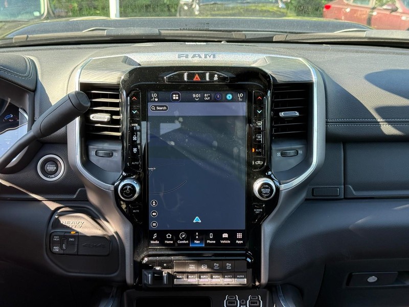 Ram 2500 Vehicle Image 17