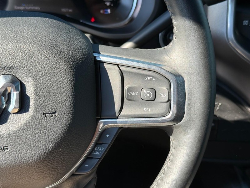Ram 2500 Vehicle Image 24