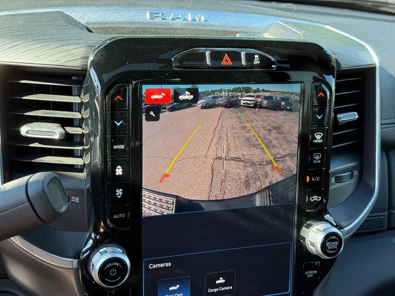 Ram 2500 Vehicle Image 26