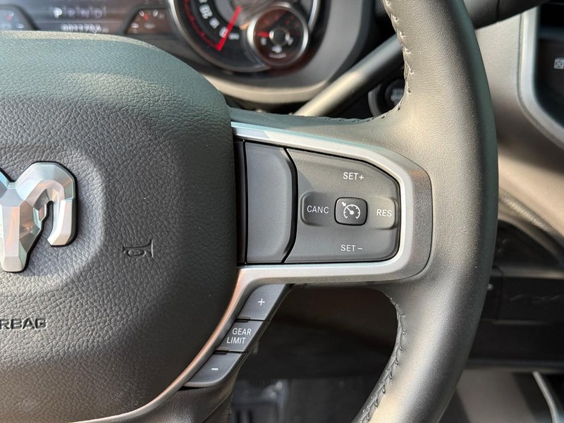 Ram 2500 Vehicle Image 22