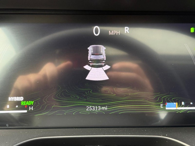Jeep Grand Cherokee 4xe Vehicle Full-screen Gallery Image 24