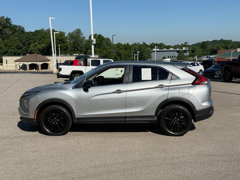 Mitsubishi Eclipse Cross Vehicle Image 03