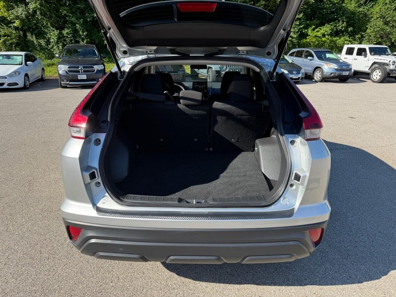 Mitsubishi Eclipse Cross Vehicle Image 07