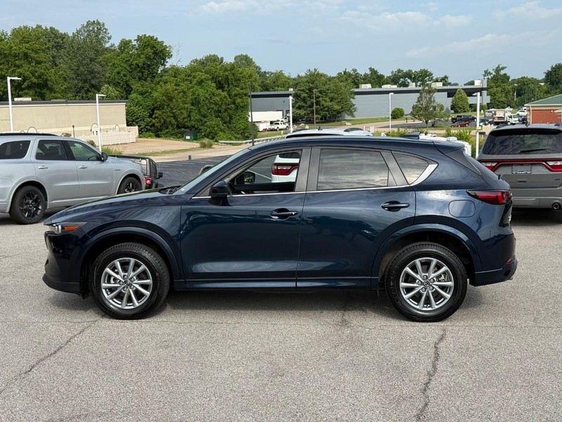 Mazda CX-5 Vehicle Image 03