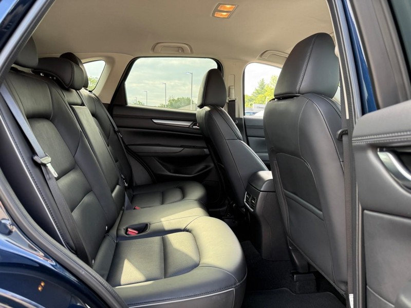 Mazda CX-5 Vehicle Image 14