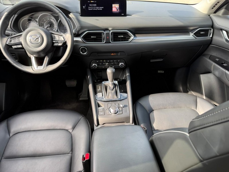 Mazda CX-5 Vehicle Image 15
